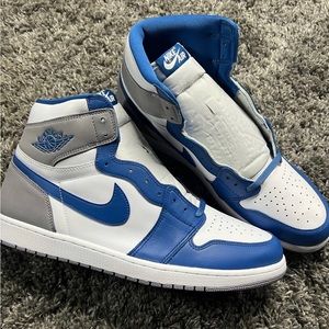 NIKE Men's AIR JORDAN Retro 1 High OG Sneakers NWOB True Blue / White SIZE: 17